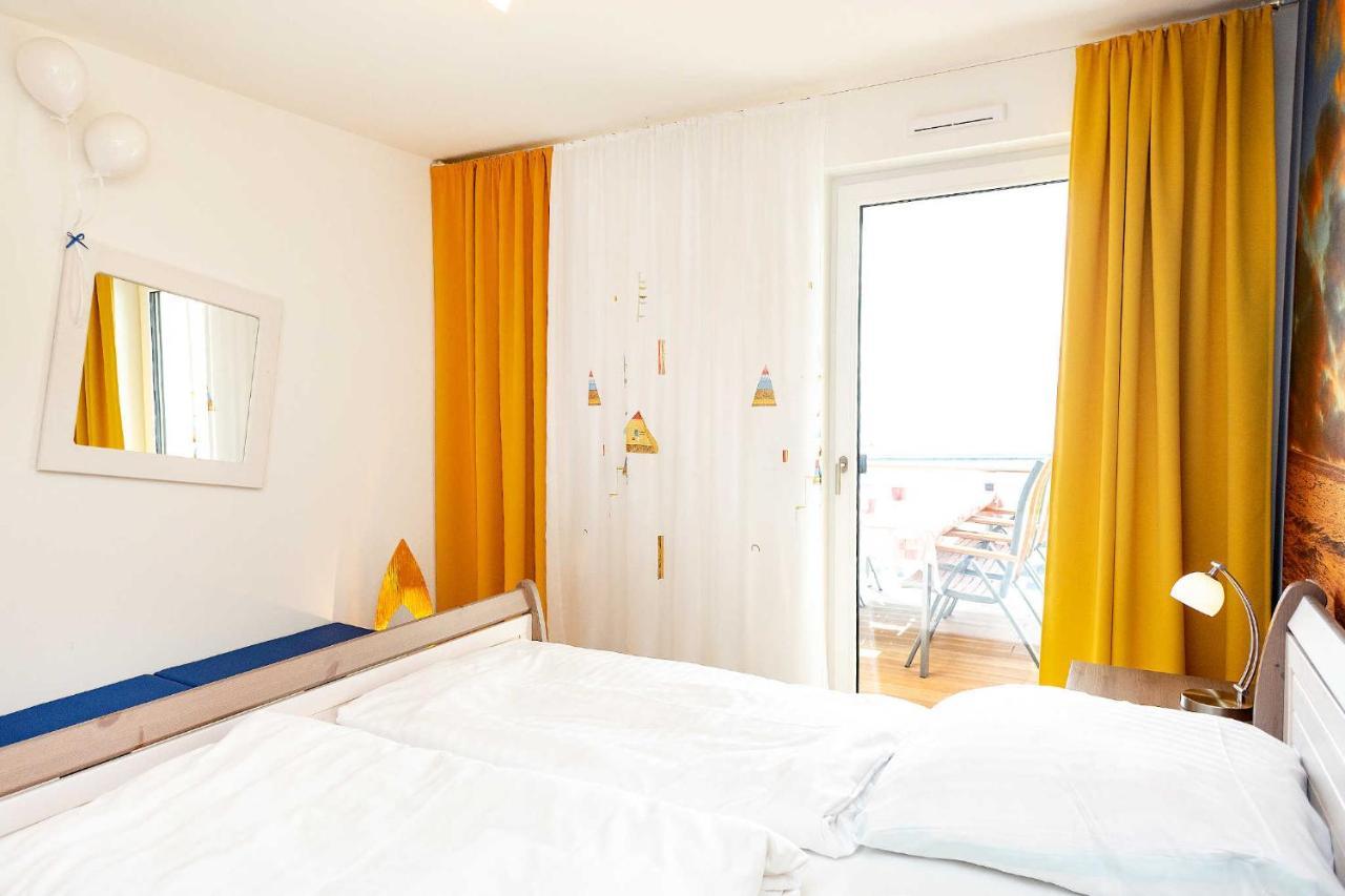 Traumfaengerloge -Hafenresidenz Apartamento Waren  Exterior foto