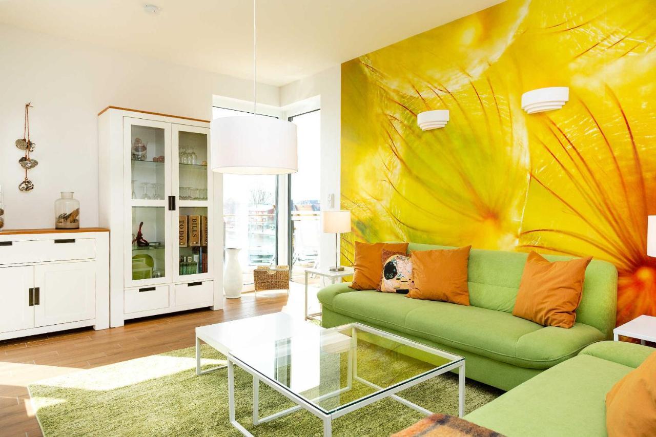 Traumfaengerloge -Hafenresidenz Apartamento Waren  Exterior foto
